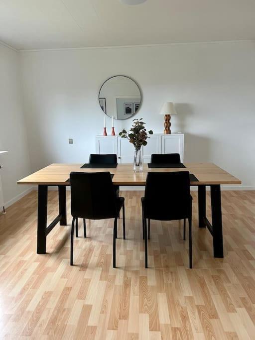 Apartment In The Center Of Torshavn, Free Parking. Eksteriør billede