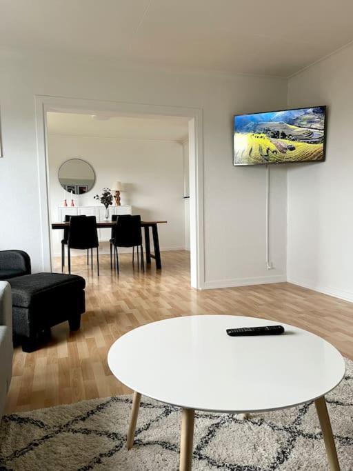 Apartment In The Center Of Torshavn, Free Parking. Eksteriør billede